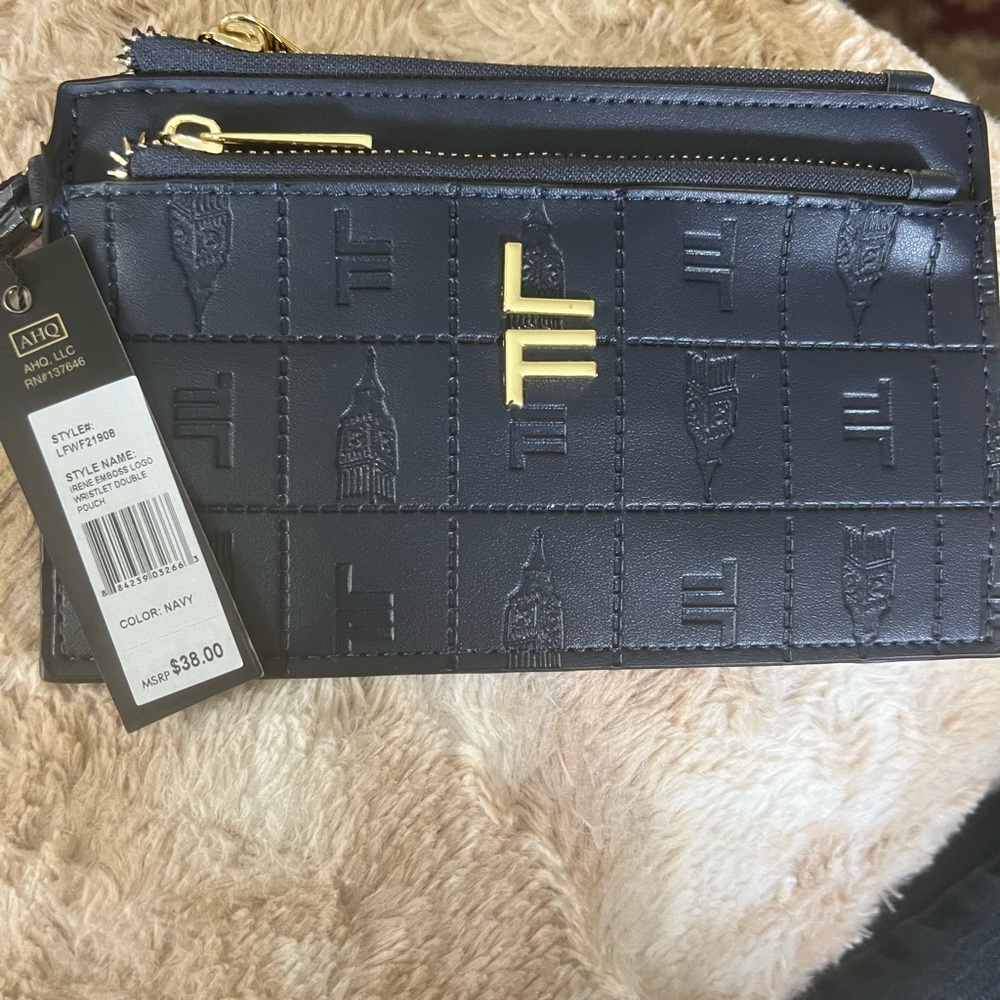 London Fog Irene Embossed Logo Wristlet Double Pouch. New. Navy.